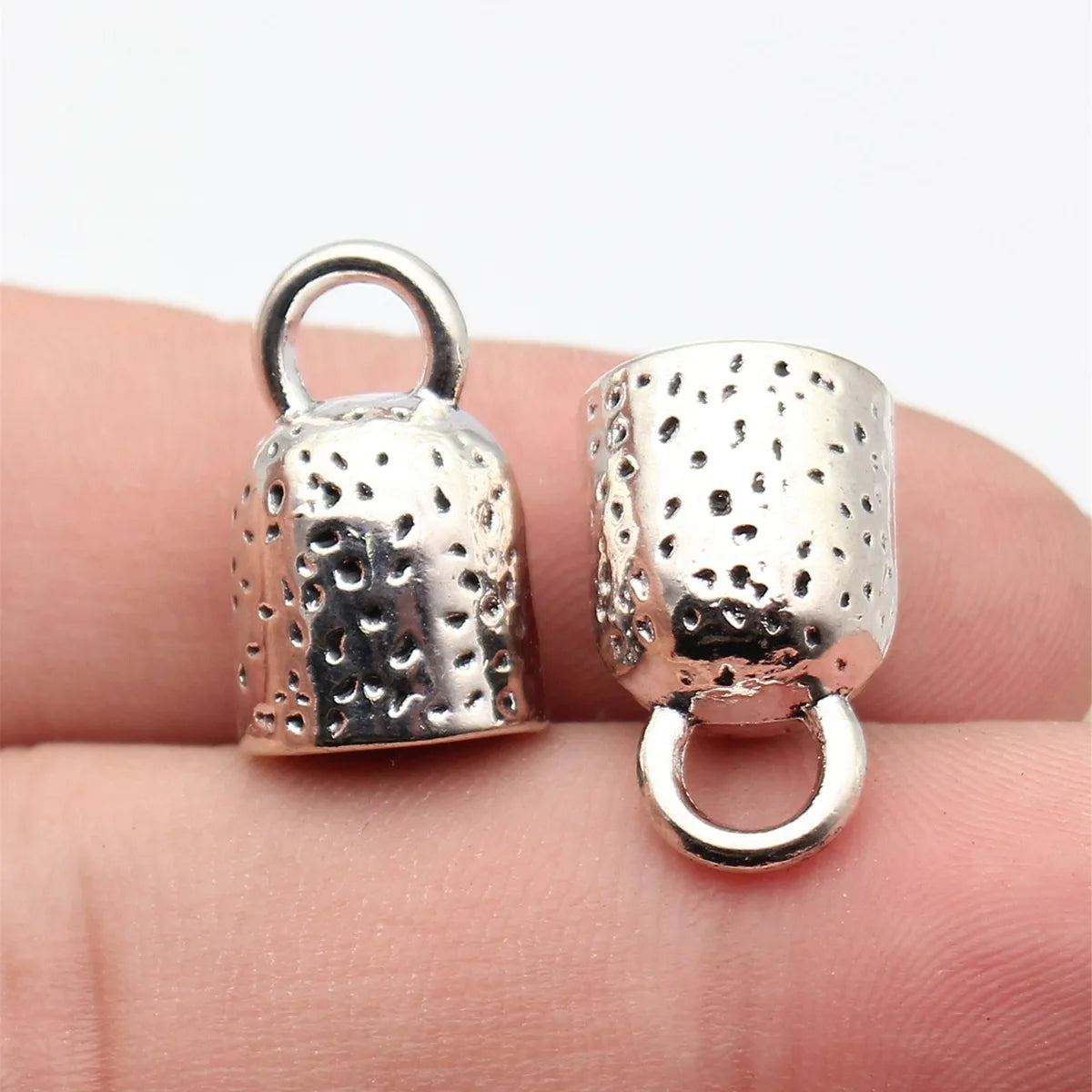 19x12x11mm 3.1g Antique Silver Zinc Alloy Dimple Texture Tassel Caps Jewelry Findings for DIY Pendant Making