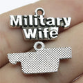 24x13mm 1.8g Multicolor Zinc Alloy Military Wife Word Plate Charm Pendant for DIY Jewelry Making