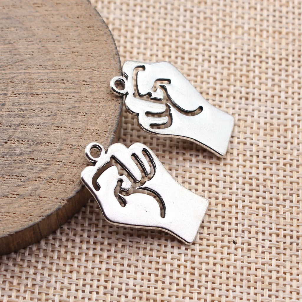 27x17mm 2.3g Antique Silver Zinc Alloy Fist Gesture Charm Pendant for DIY Necklace Bracelet Jewelry