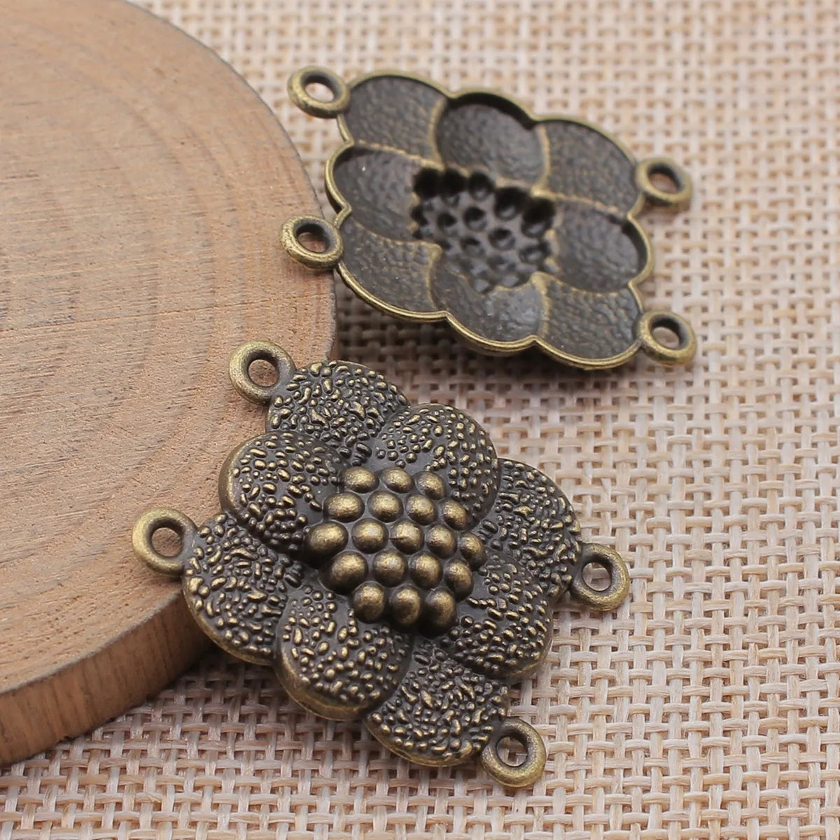 25x31mm 2.7g Multicolor Zinc Alloy Four-Hole Body Chain Connector Charm for Waist Chain Jewelry Making