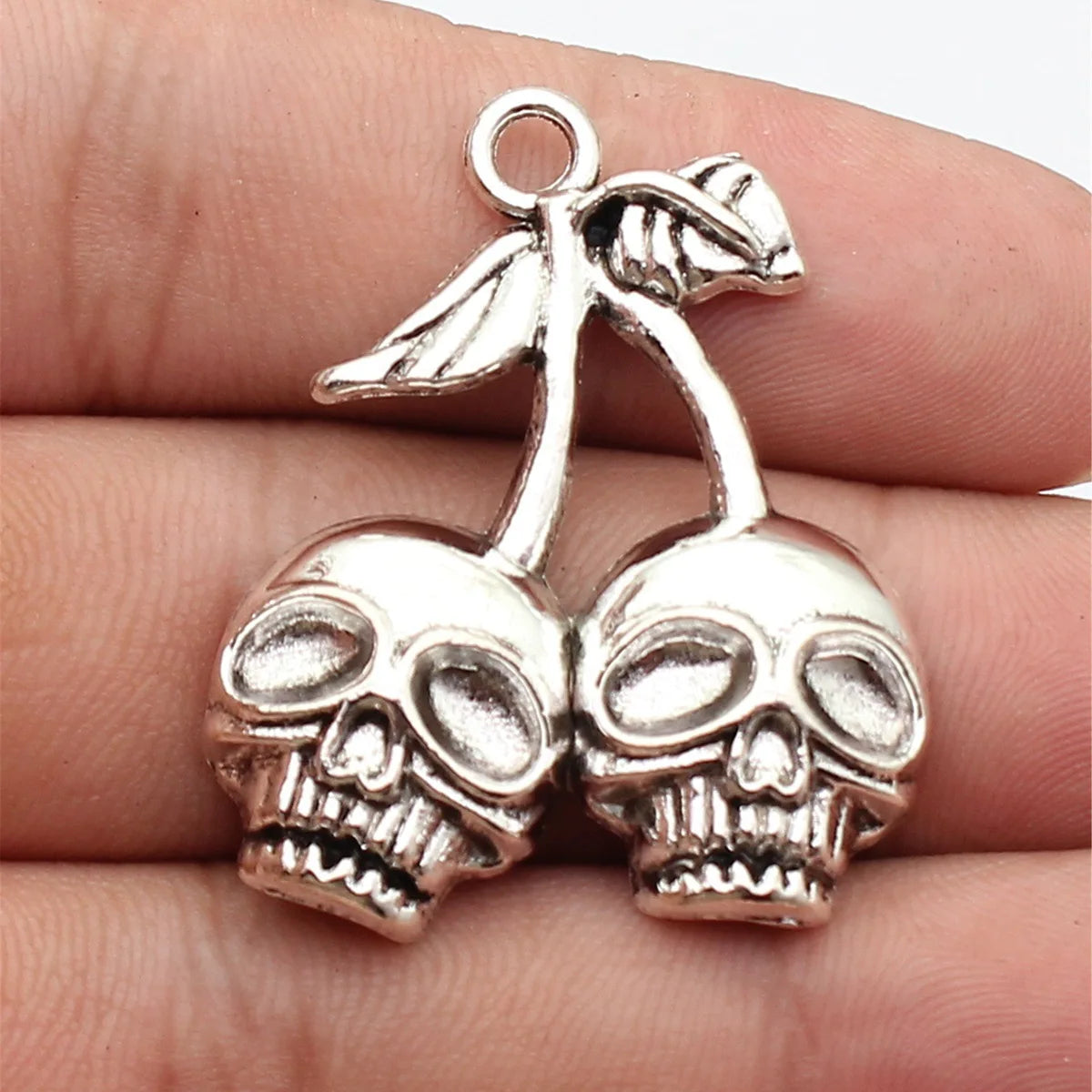 38x32mm 5.3g Antique Silver Zinc Alloy Skull Cherry Charm Pendant for DIY Necklace Jewelry Making