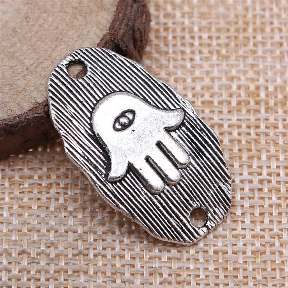 19x32mm 4g Antique Silver Zinc Alloy Palm Hand Connector Charm for DIY Bracelet Necklace Making