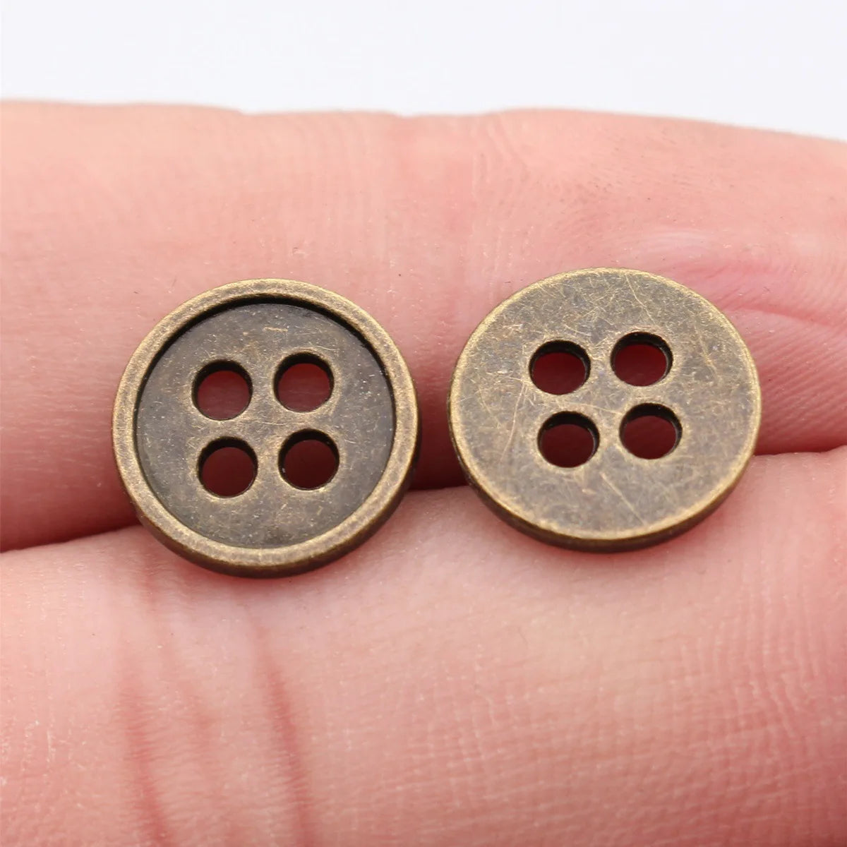 13x13mm 0.92g Antique Bronze Zinc Alloy Round Button Jewelry Findings for DIY Bracelet and Necklace Decor