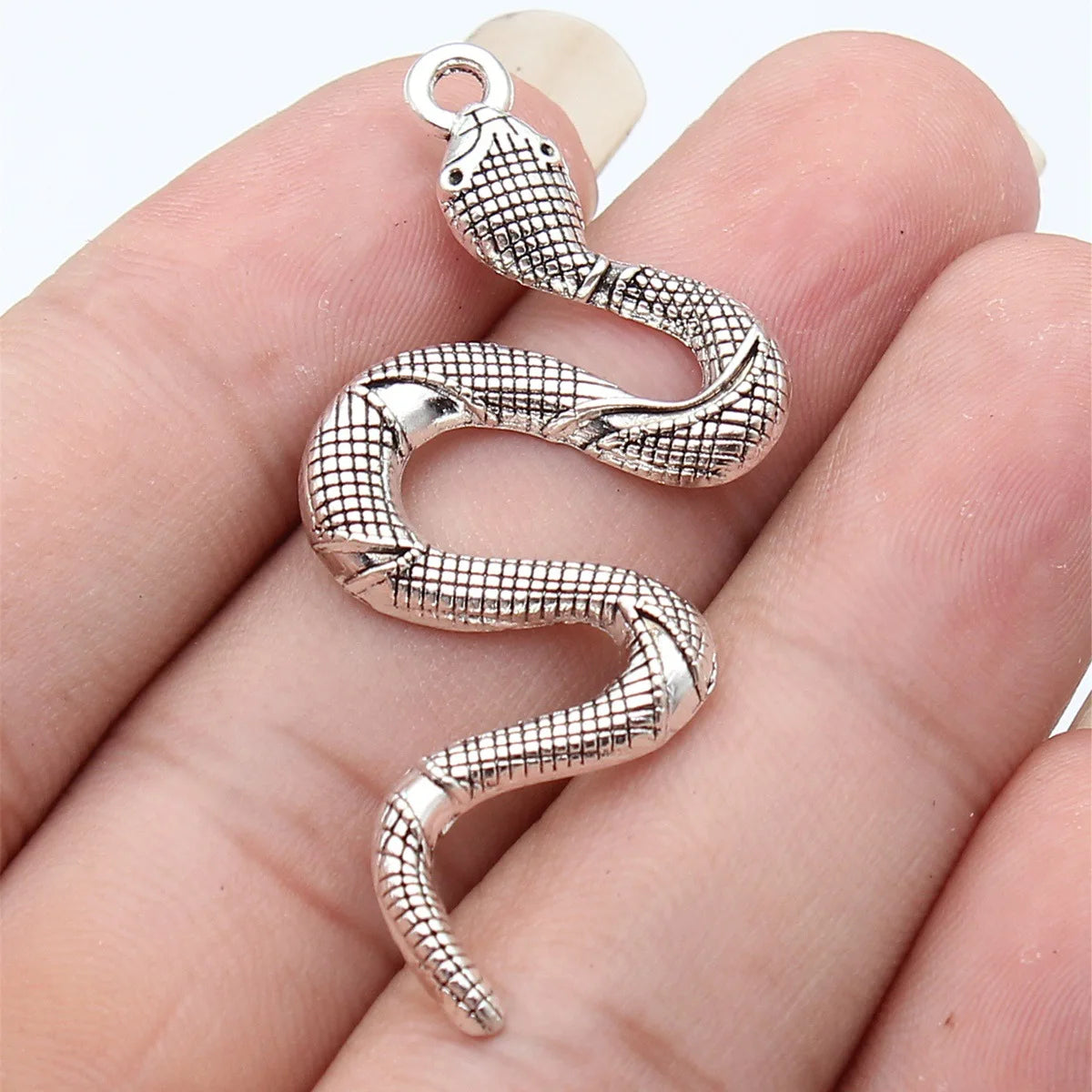52x25mm 4.5g Antique Silver Zinc Alloy Snake Charm Pendant for Necklace Bracelet Jewelry Making