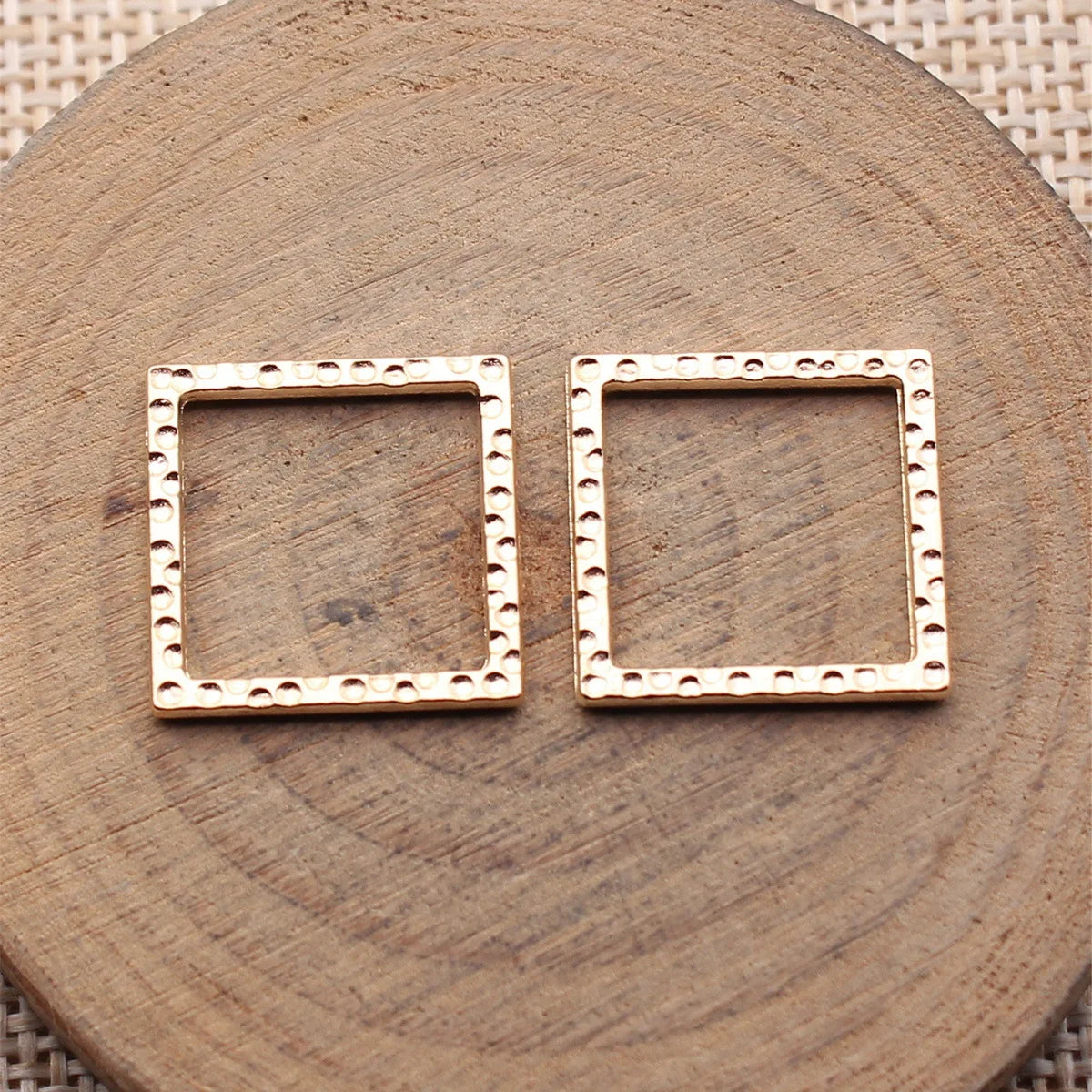 17x17mm 1.1g Multicolor Zinc Alloy Hammered Hollow Square Frame Charm Pendant for DIY Earrings