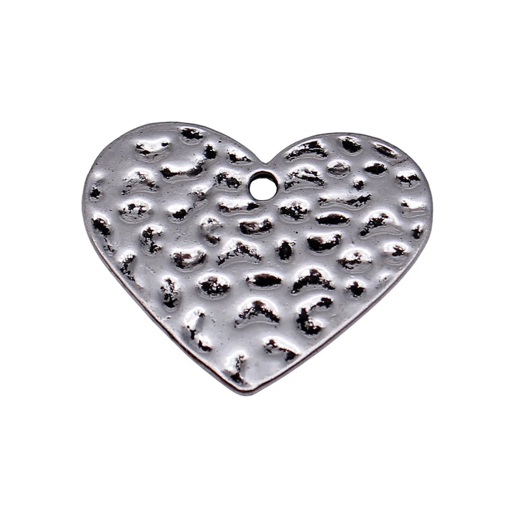 28x24mm 3.3g Antique Silver Zinc Alloy Hammered Geometric Heart Charm Pendant for Necklace Making