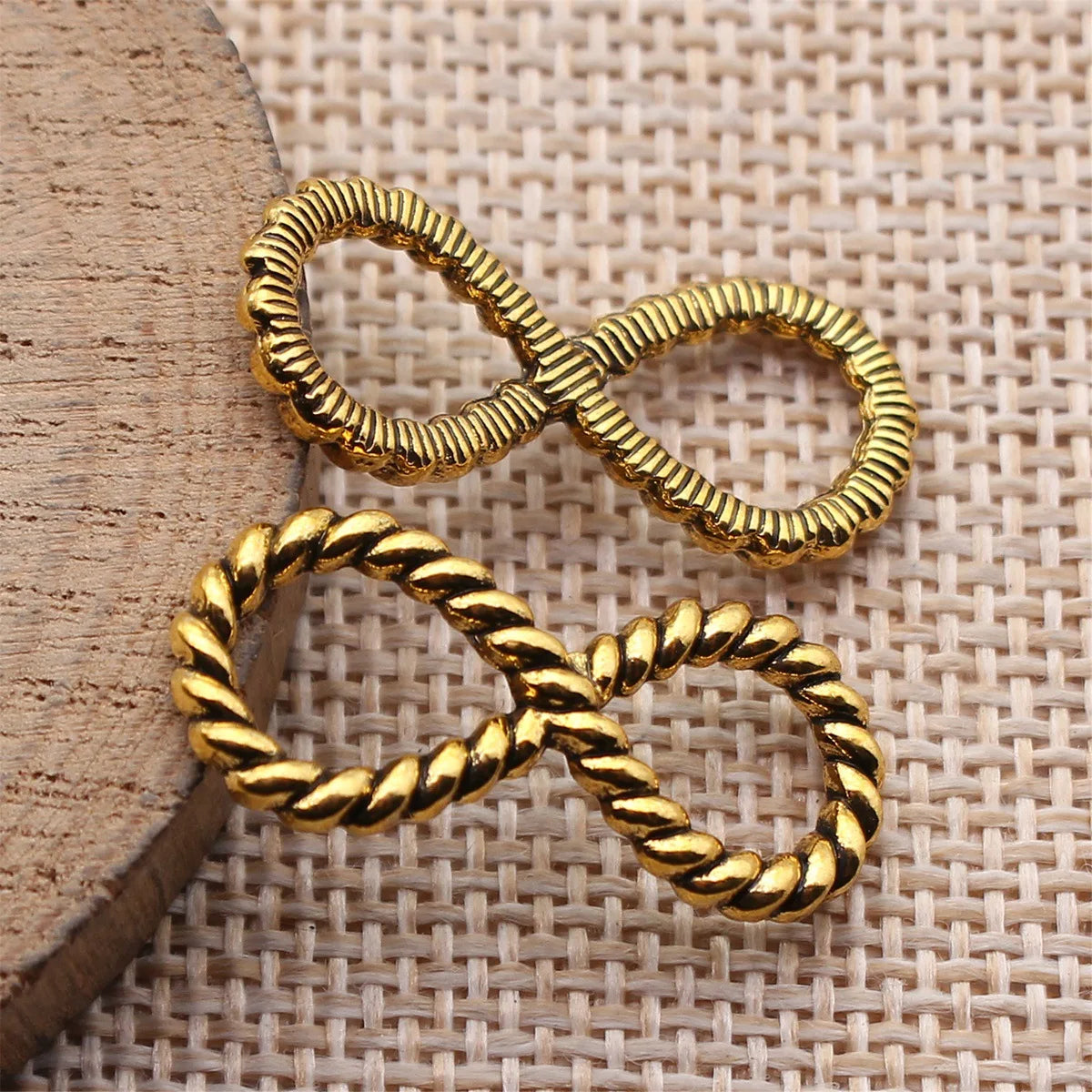 29x12mm 1.8g Multicolor Zinc Alloy Rope Infinity Symbol Connector Charm for DIY Bracelet Making