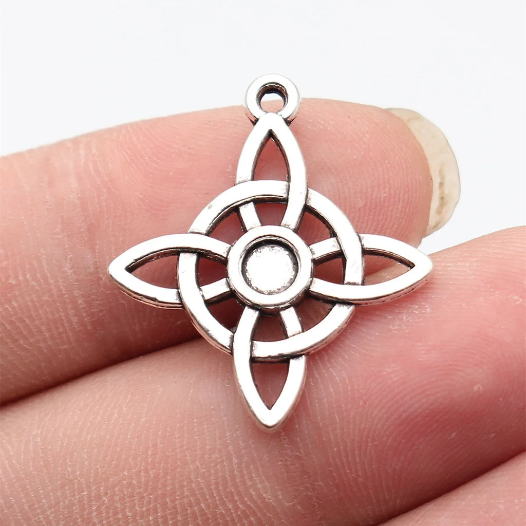 28x25mm 2.2g Antique Silver Zinc Alloy Hollow Cross Star Celtic Knot Charm Pendant for DIY Necklace Making
