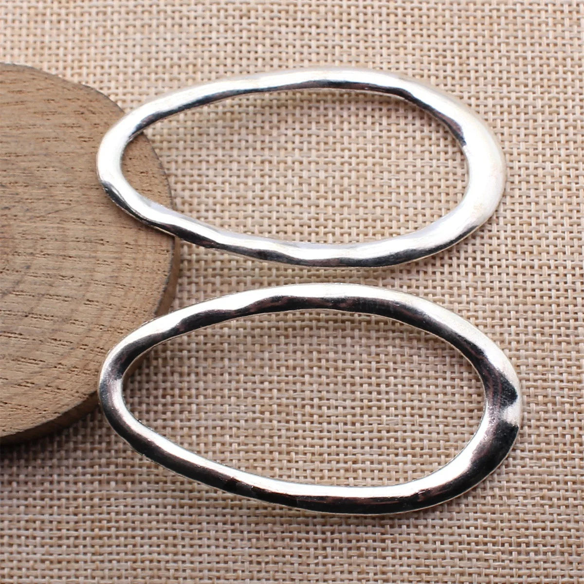 68x37mm 8.4g Antique Silver Zinc Alloy Hollow Hammered Geometric Charm Pendant for DIY Jewelry Making