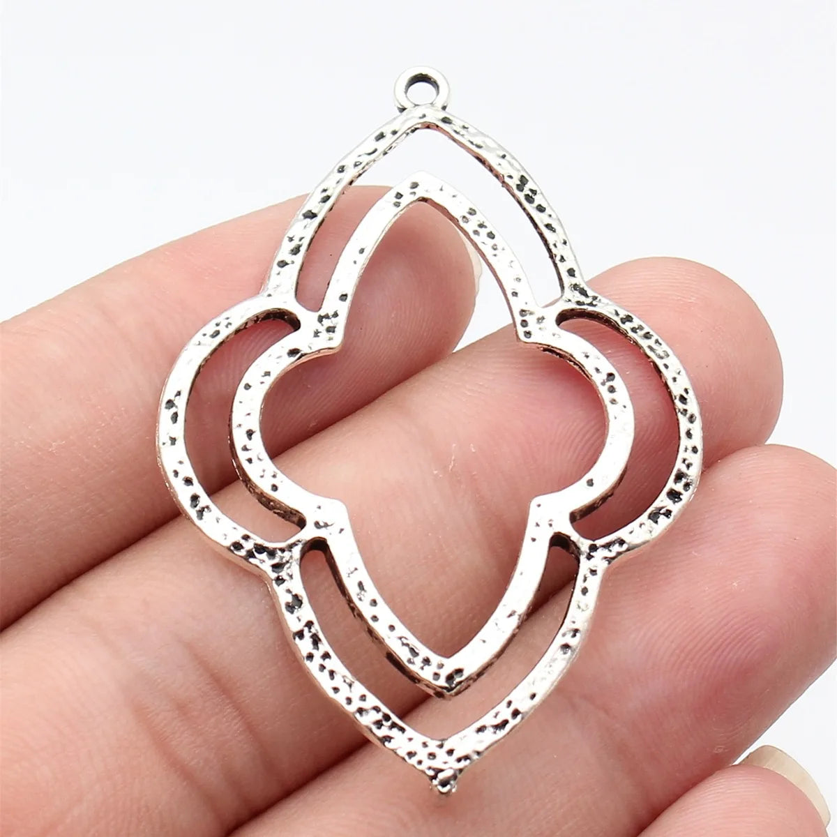 57x39mm 4.8g Multicolor Zinc Alloy Hollow Hammered Four Leaf Flower connector charm for DIY jewelry