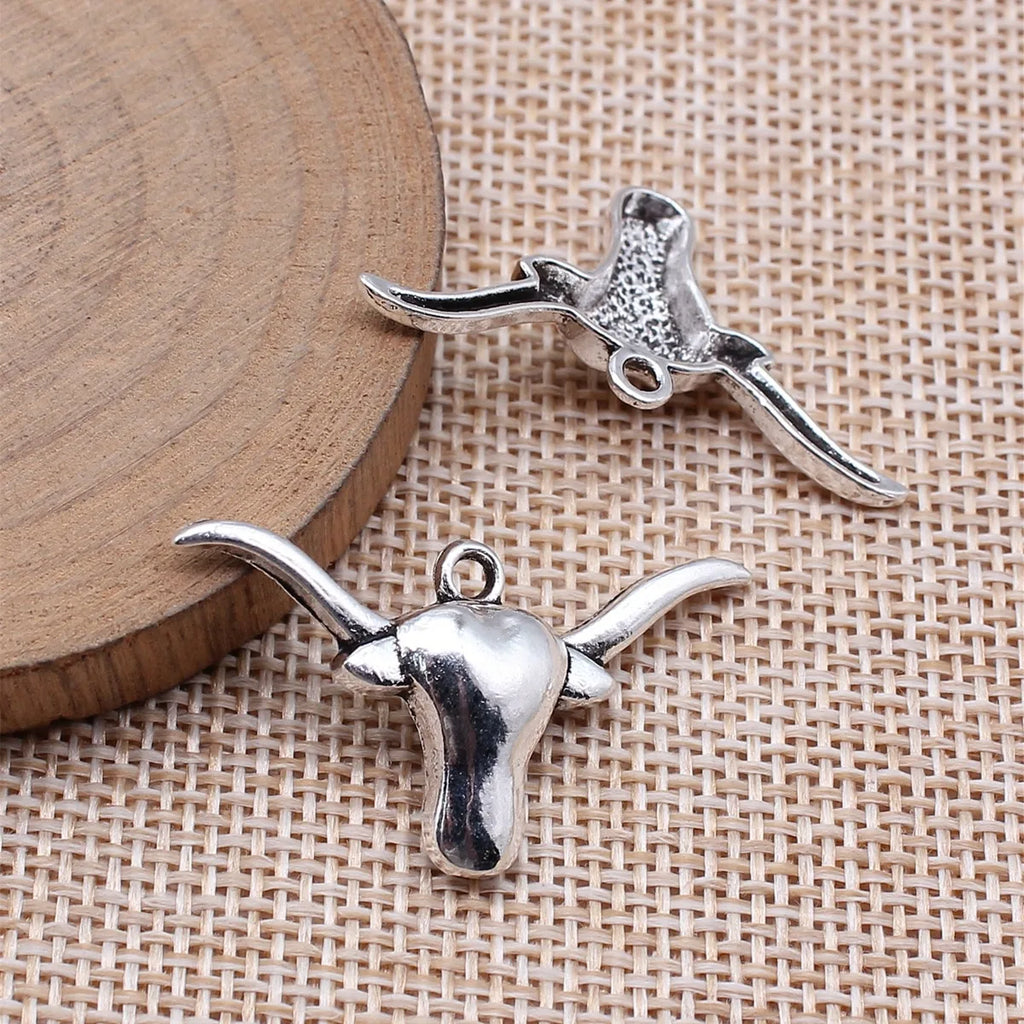 19x36mm 1.7g Antique Silver Zinc Alloy Bull Head Charm Pendant for Western Necklace Jewelry Making