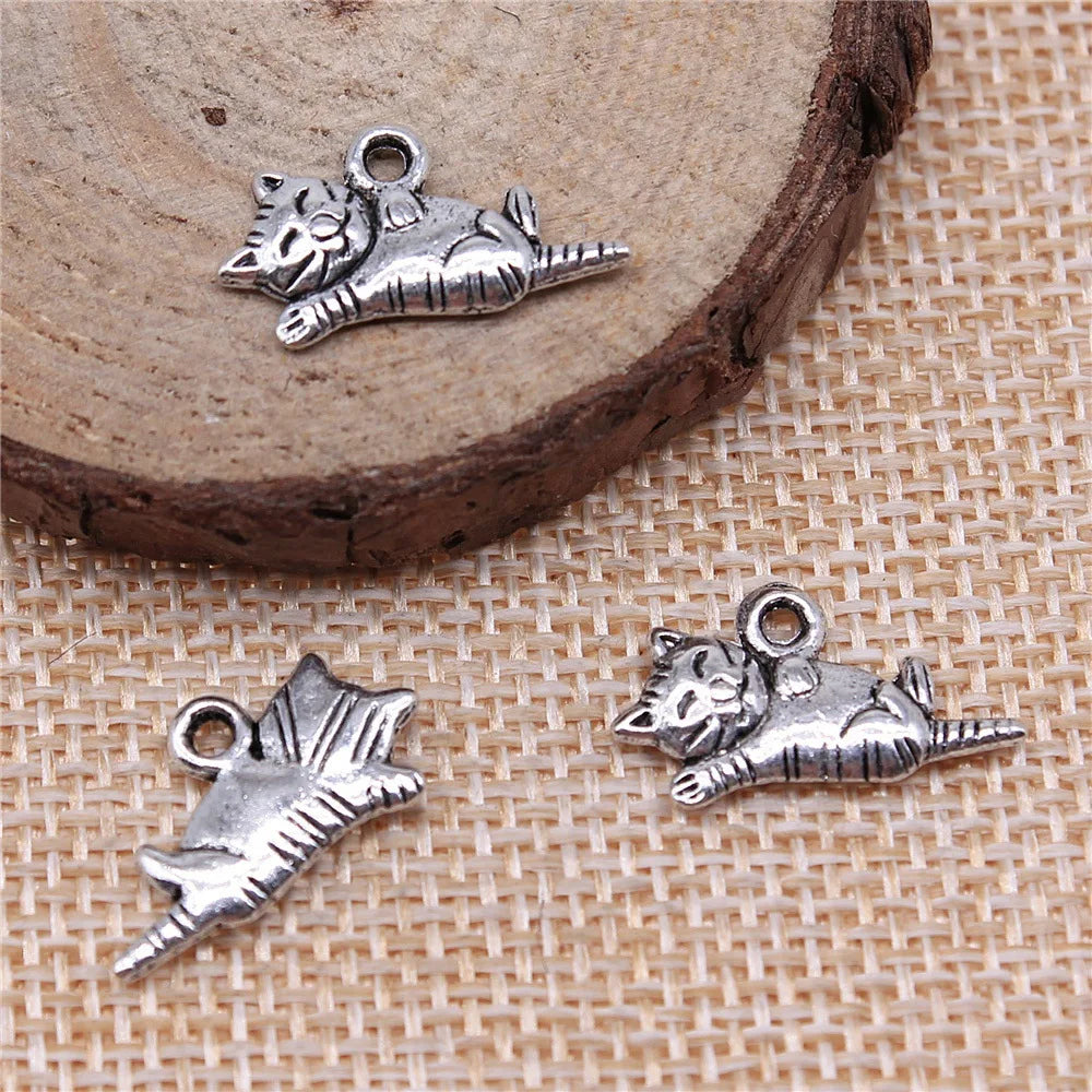 20x12mm 1.1g Antique Silver Zinc Alloy Scratching Cat Charm Pendant for Necklace Bracelet DIY Making