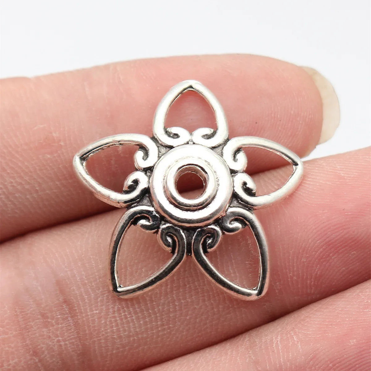 27x27x11mm 2.5g Antique Silver Zinc Alloy Hollow Heart Edge Bead Cap Flower Cone for DIY Pendant Jewelry