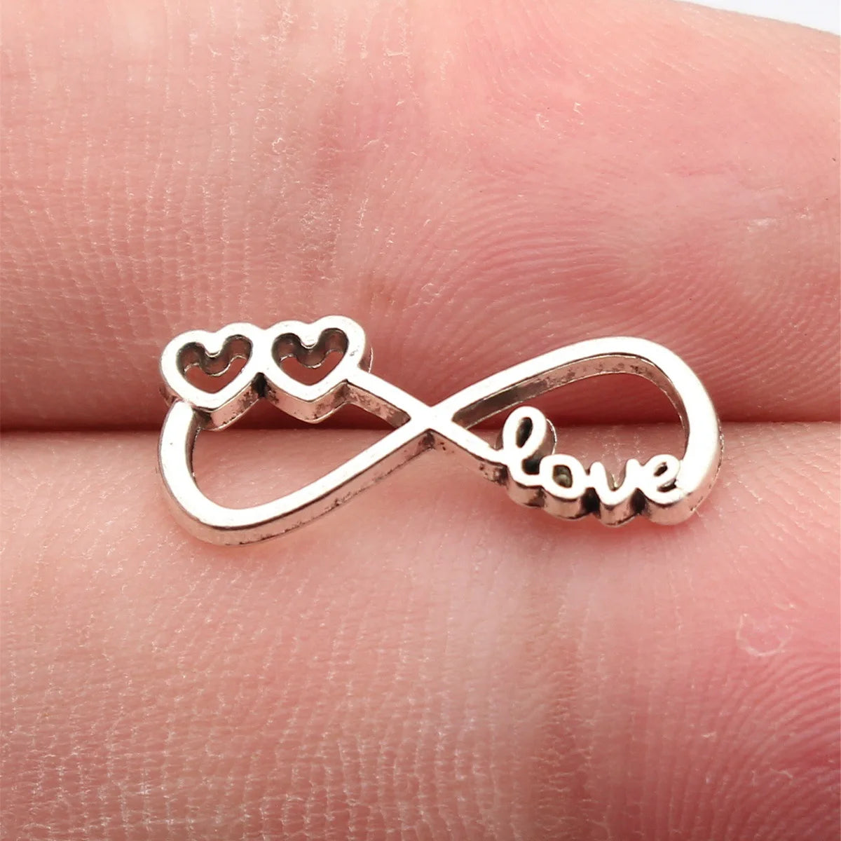 20x8.6mm 0.67g Antique Silver Zinc Alloy LOVE Heart Infinity Symbol Connector Charm for Bracelet Making