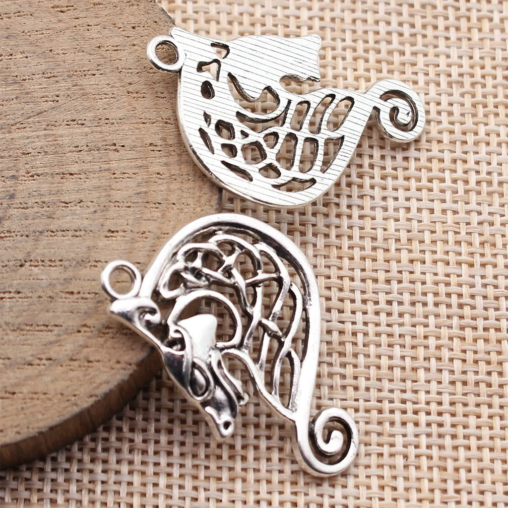 34x22mm 3g Antique Silver Zinc Alloy Hollow Celtic Knot Horse Head Charm Pendant for DIY Necklace