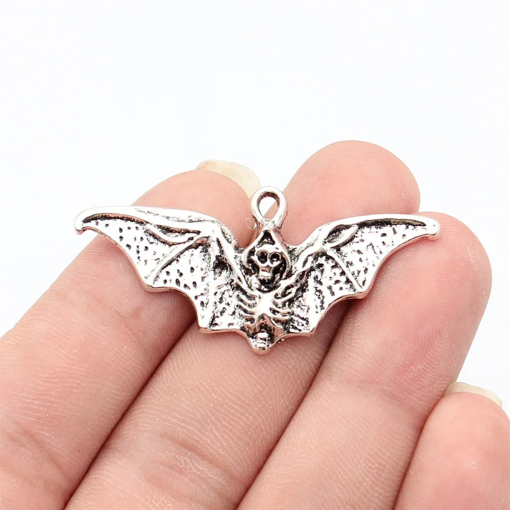 49x23mm 3.2g Antique Silver Zinc Alloy Bat Skull Charm Pendant for DIY Gothic Jewelry Making