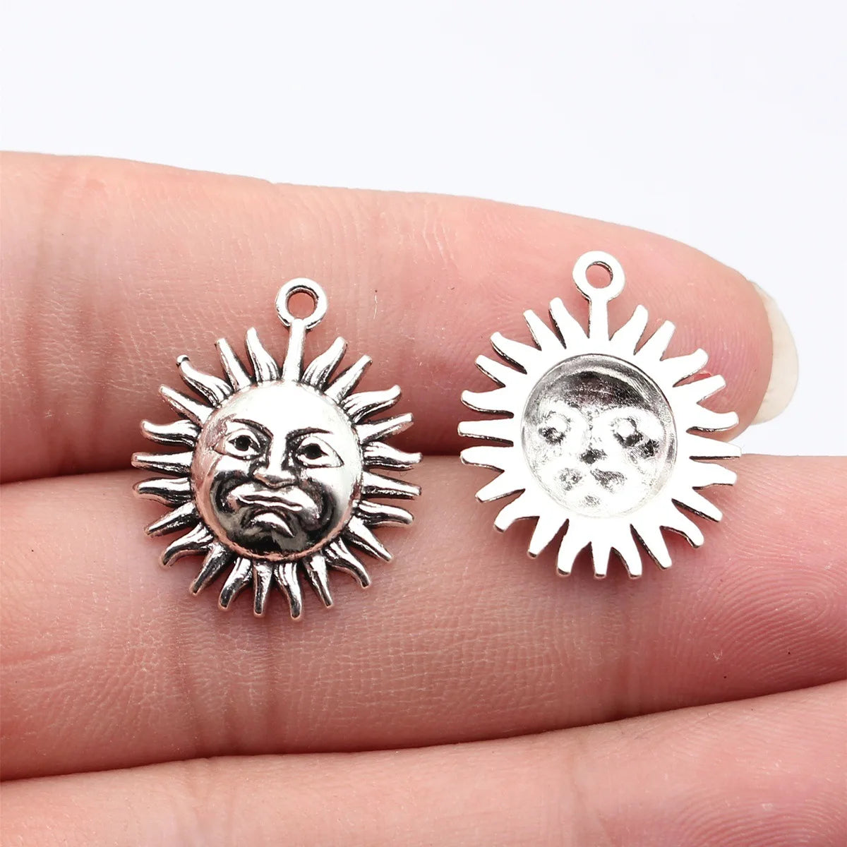 23x19mm 1.9g Antique silver zinc alloy Face Sun charm pendant for necklace bracelet making
