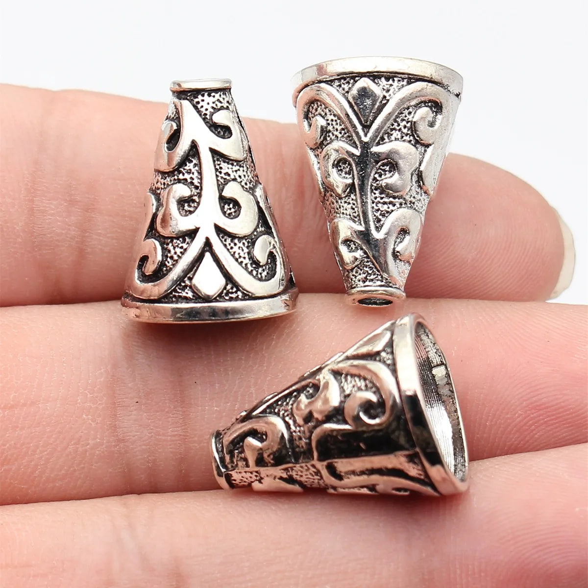21x16x16mm 4.1g Multicolor Zinc Alloy Embossed Pattern Cone Tassel Cap Findings for DIY Jewelry Making