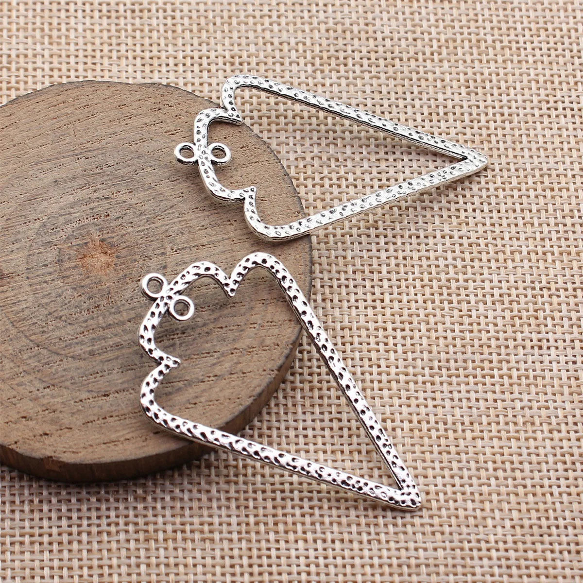 53x31mm 2.5g Antique Silver Zinc Alloy Hollow Arrow Connector Charm Pendant for Bracelet Jewelry Making