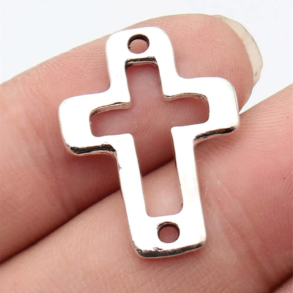27x21mm 2.1g Antique Silver Zinc Alloy Openwork Cross Hollow Connector Charm for DIY Necklace Bracelet Making