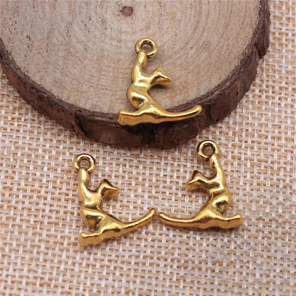 19x16mm 1.9g Multicolor Zinc Alloy Cat Charm Pendant for DIY Necklace and Bracelet Making