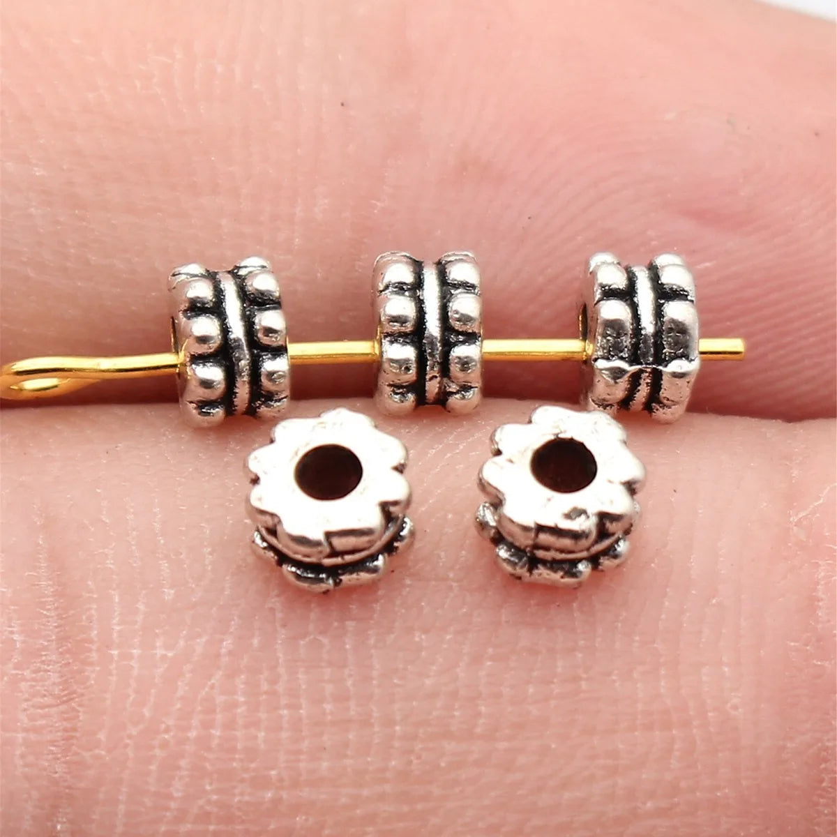 5x5x3.4mm 0.31g Antique Silver Zinc Alloy Flower Spacer Beads for DIY Bracelet Necklace Making