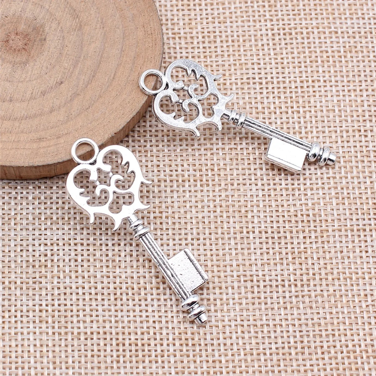 49x17mm 2.9g Multicolor Zinc Alloy Key Charm Pendant for DIY Keychain Necklace Bracelet Making