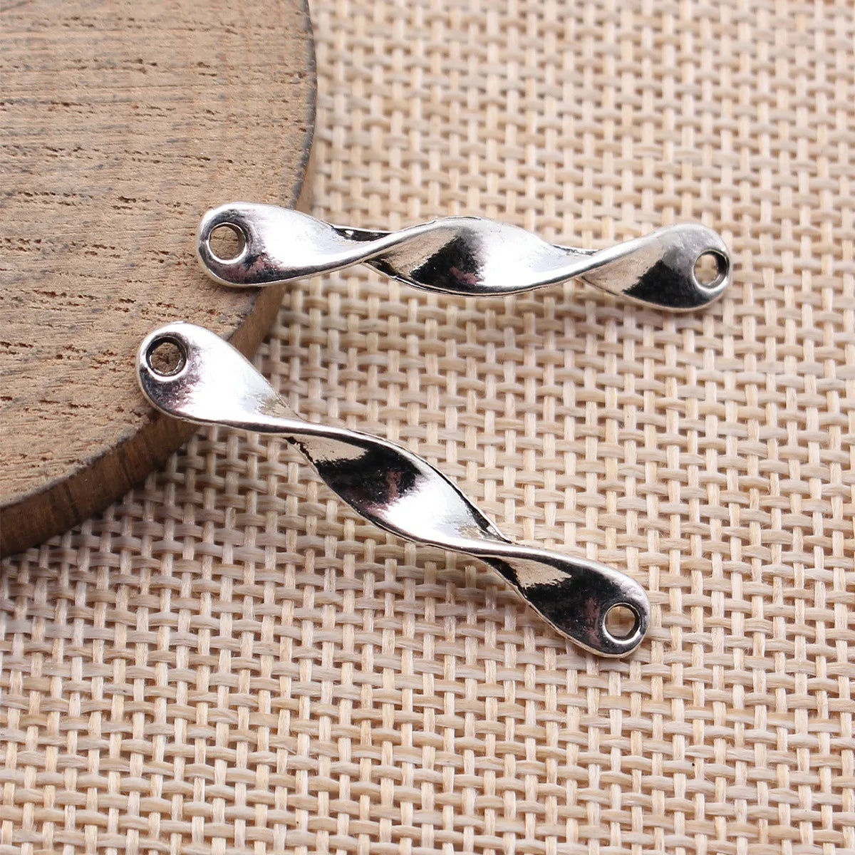 38x4.7mm 1.8g Antique Silver Zinc Alloy Twisted Long Bar Connector Charm for DIY Bracelet Jewelry