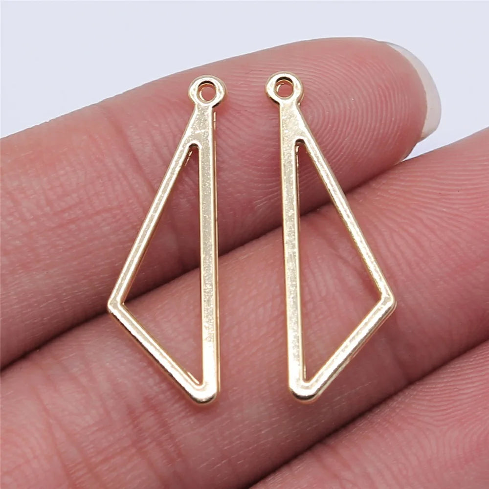 28x9mm 0.8g KC Gold Zinc Alloy Triangle Charm Pendant for DIY Necklace Bracelet Jewelry Making