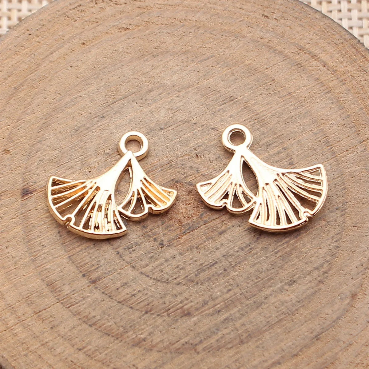 16x16mm 0.65g Multicolor Zinc Alloy Ginkgo Leaf Charm Pendant for DIY Earring Bracelet Making