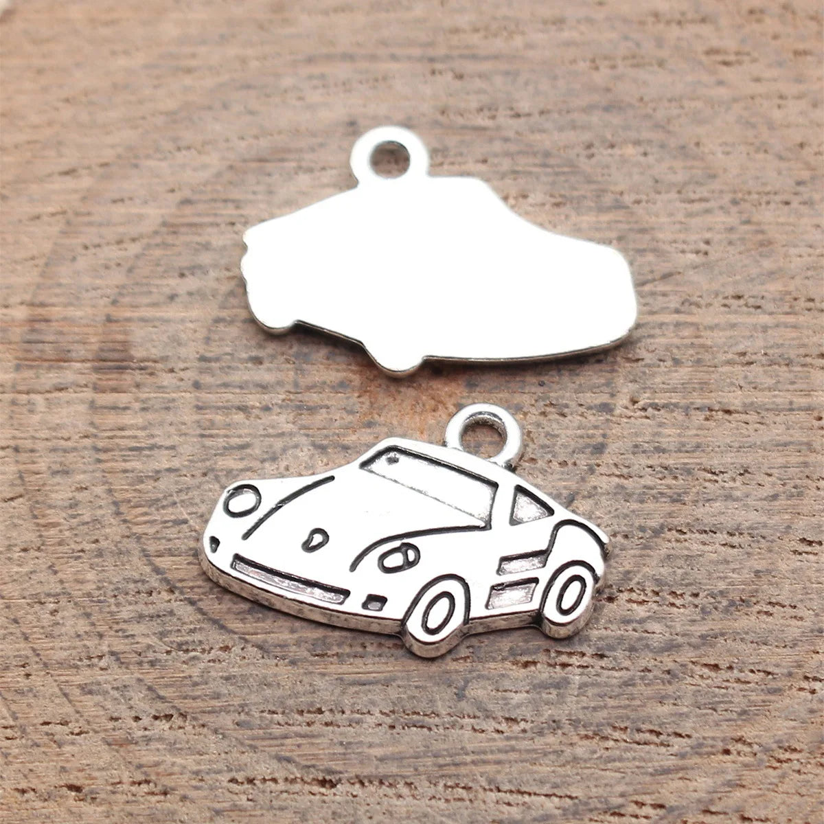 20x13mm 1.3g Antique Silver Zinc Alloy Sports Car Charm Pendant for DIY Necklace Jewelry Making