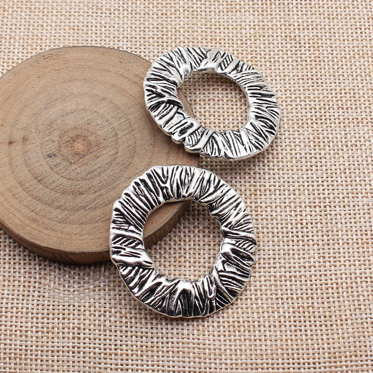 41x40mm 11.5g Multicolor Zinc Alloy Wavy Wrinkled Ring Charm Pendant for Necklace Earring Jewelry Making