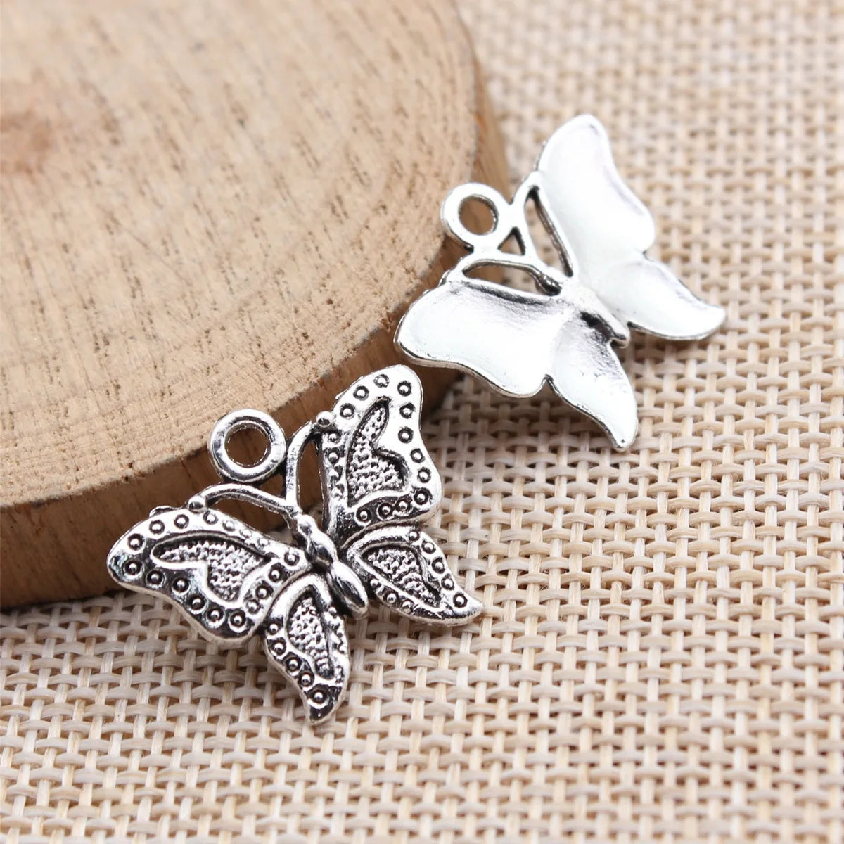 23x19mm 1.7g Antique Silver Zinc Alloy Butterfly Charm Pendant for DIY Necklace Bracelet Jewelry