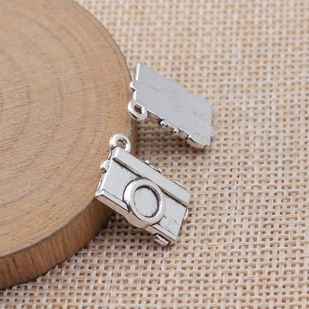 17x12mm 2g Multicolor Zinc Alloy Camera Charm Pendant for DIY Bracelet Necklace Making