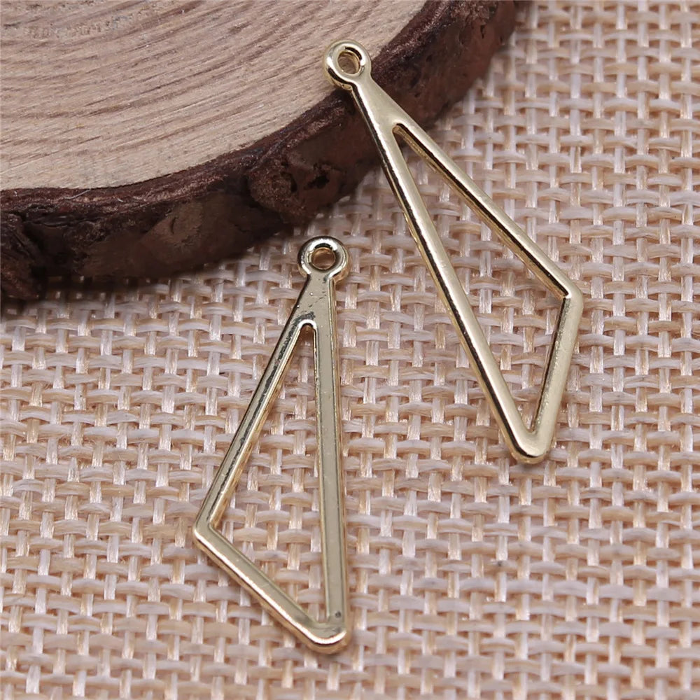 28x9mm 0.8g KC Gold Zinc Alloy Triangle Charm Pendant for DIY Necklace Bracelet Jewelry Making