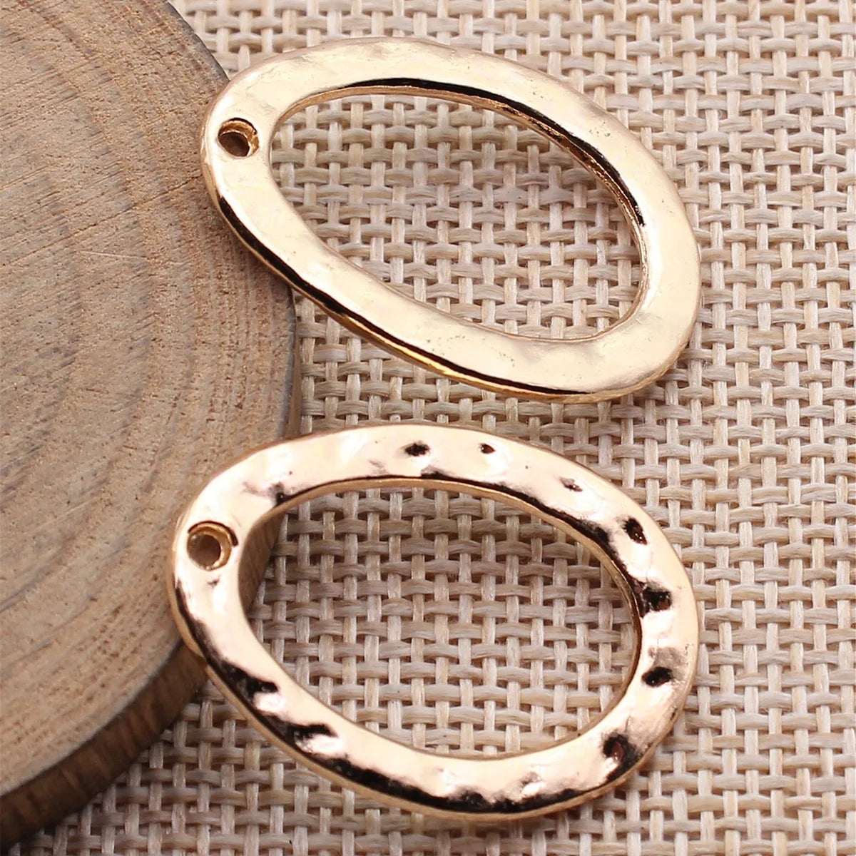 31x22mm 3.2g Multicolor Zinc Alloy Hammered Oval Ring Charm Pendant for DIY Necklace Jewelry Making