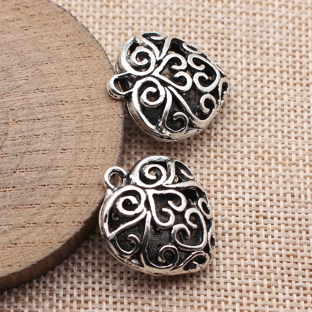 27x24x12mm 5.2g Antique Silver Zinc Alloy Floral Heart Hollow Charm Pendant for DIY Necklace Bracelet Making