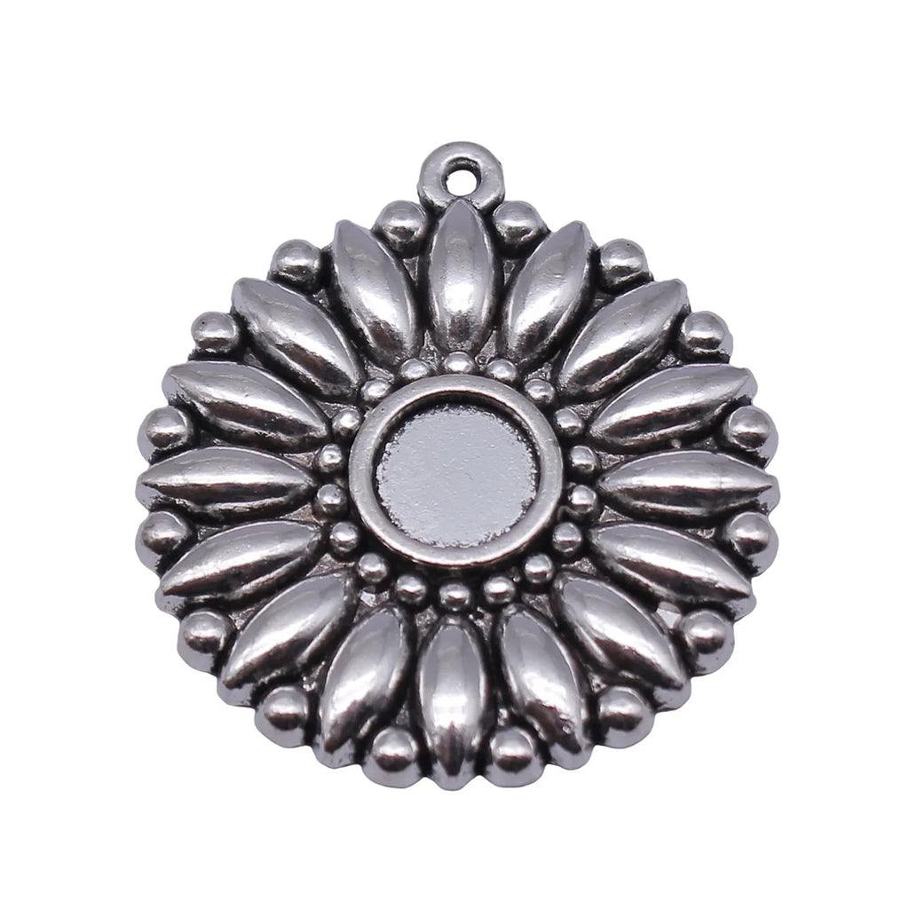 34x31mm 7.6g Antique Silver Zinc Alloy Radial Flower Charm Pendant for DIY Necklace Jewelry Making