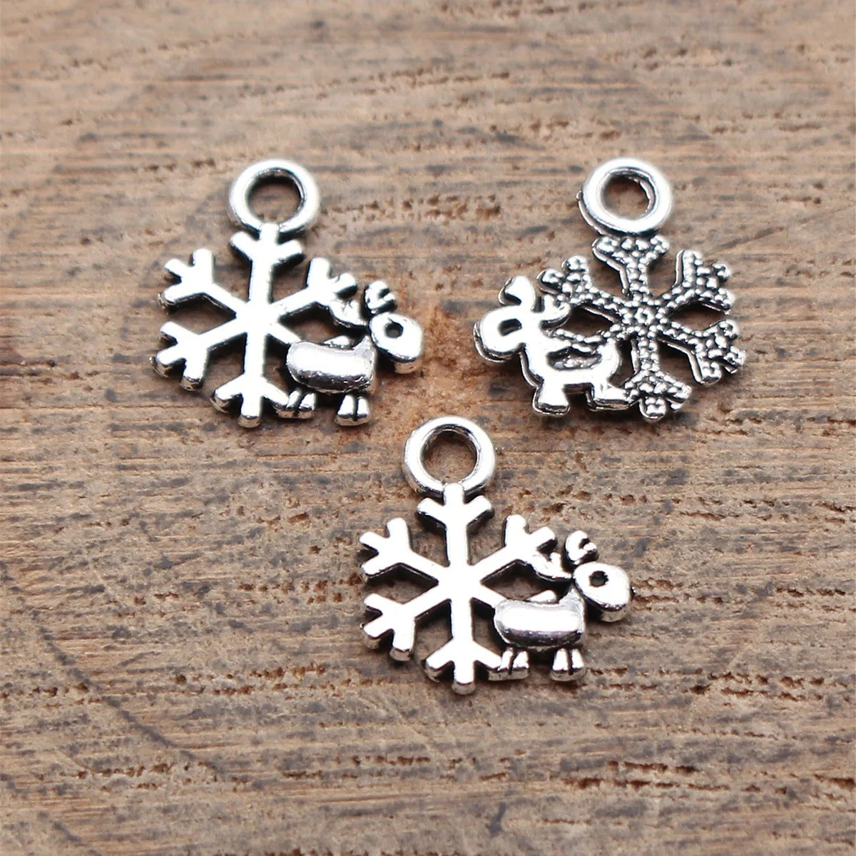 11x10mm 0.25g Antique Silver Zinc Alloy Deer Snowflake Charm Pendant for DIY Christmas Jewelry Making
