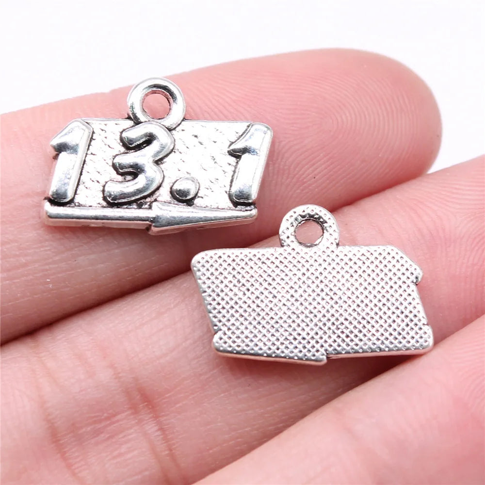 19x13mm 1.77g Antique Silver Zinc Alloy 13.1 Marathon Charm Pendant for Runner Jewelry Making