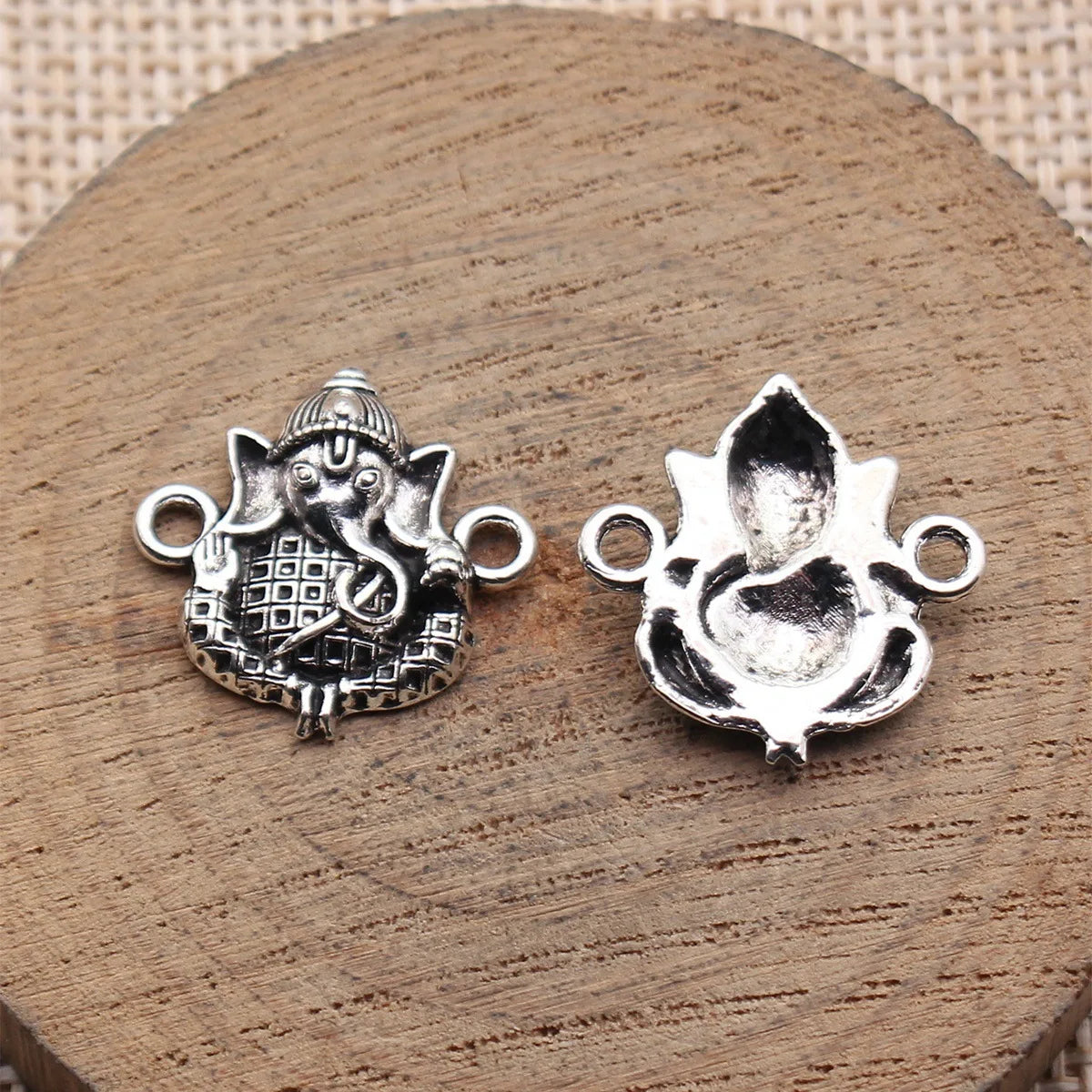19x19mm 1.5g Antique Silver Zinc Alloy Indian Elephant Head God Connector Charm for DIY Jewelry Making