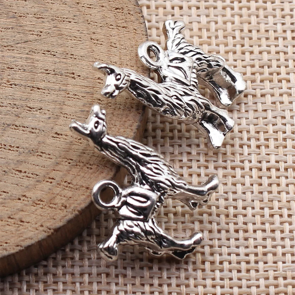 25x20mm 4.1g Antique Silver Zinc Alloy Alpaca Charm Pendant for DIY Necklace Bracelet Jewelry Making