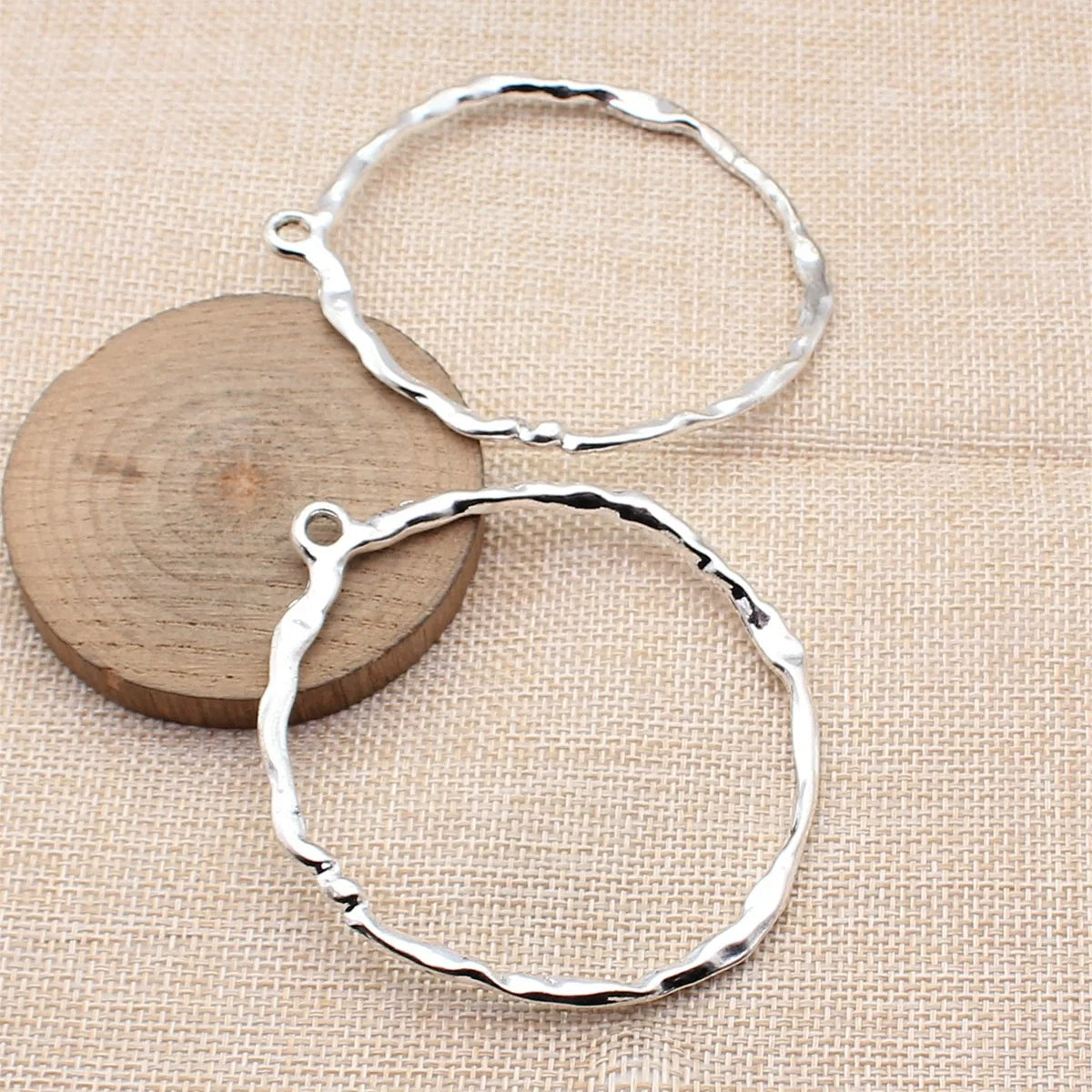 82x71mm 15.2g Antique Silver Zinc Alloy Hammered Large Round Ring Charm Pendant for DIY Jewelry