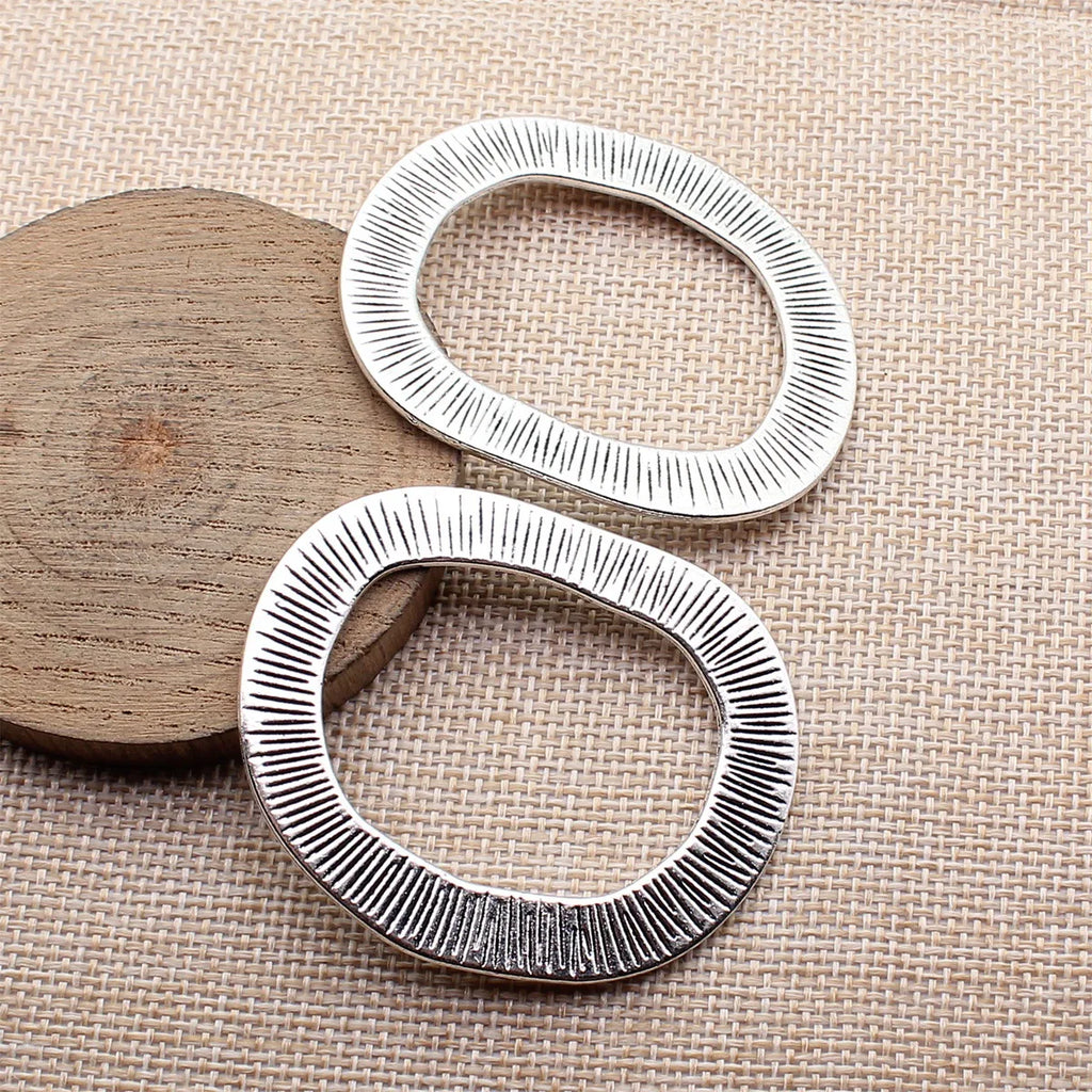 57x48mm 14.1g Multicolor Zinc Alloy Textured Irregular Geometric Oval Ring Charm Pendant for DIY Necklace