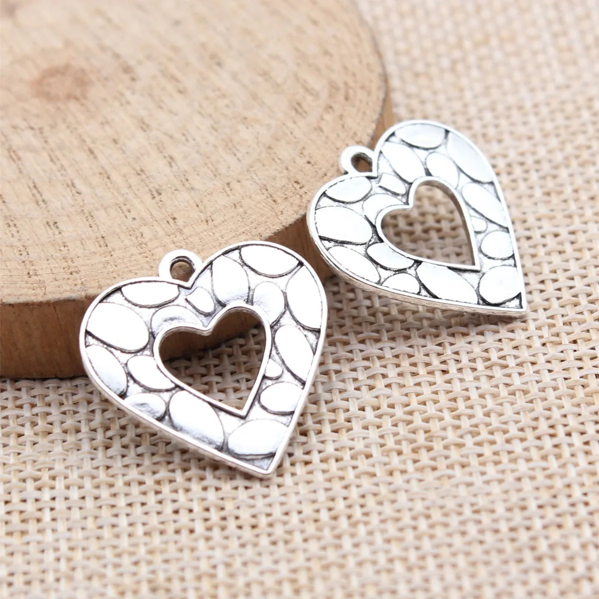 23x23mm 2.1g Antique Silver Zinc Alloy Heart Charm Pendant with Double Sided Pattern for DIY Jewelry