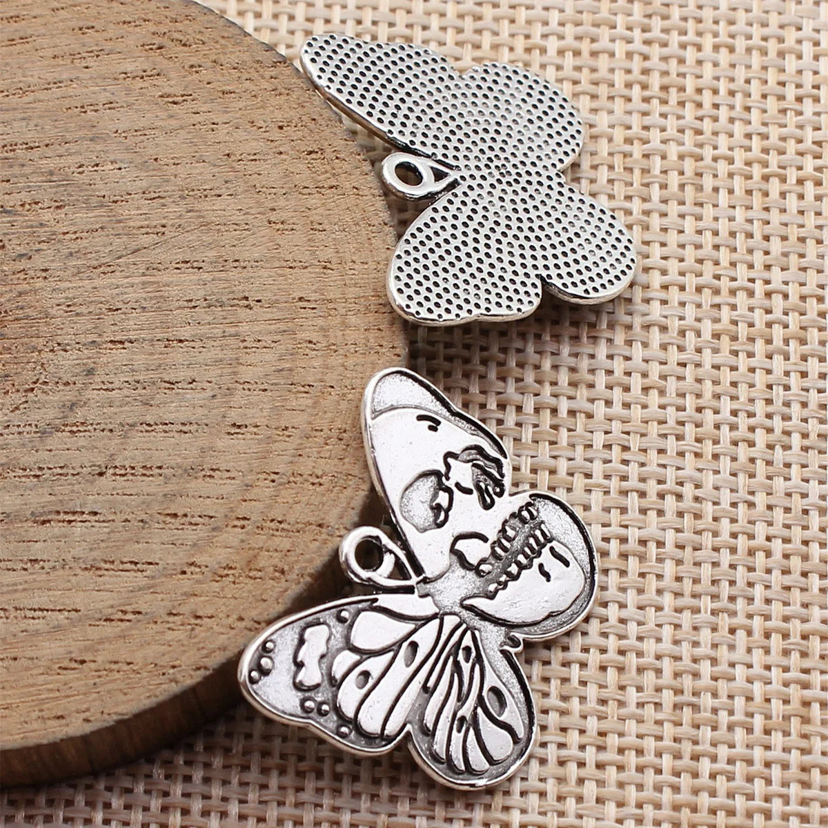 28x23mm 2.9g Antique Silver Zinc Alloy Skull Butterfly Charm Pendant for DIY Necklace Bracelet Jewelry