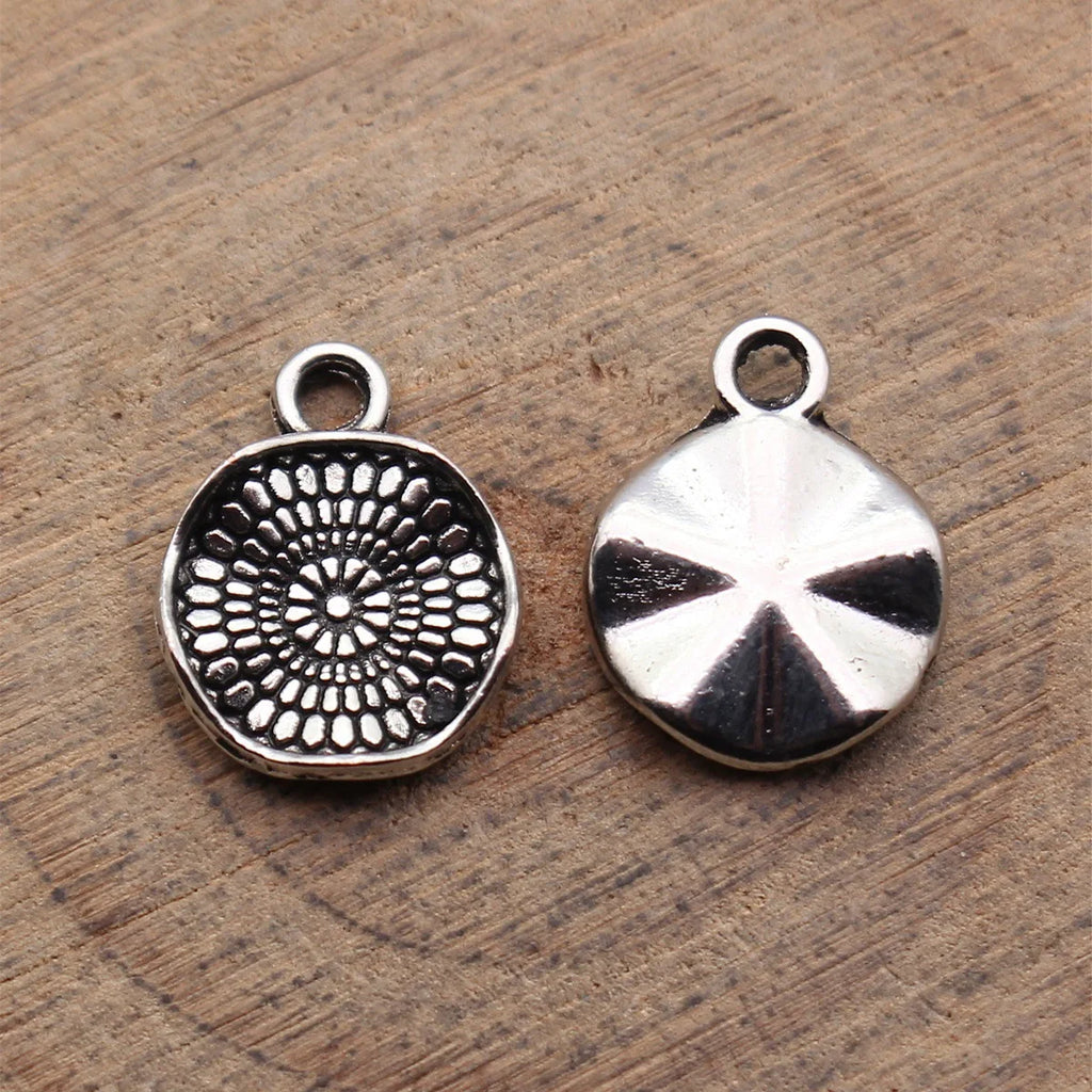 12x10mm 0.58g Antique Silver Zinc Alloy Irregular Patterned Round Disc Charm Pendant for Jewelry Making