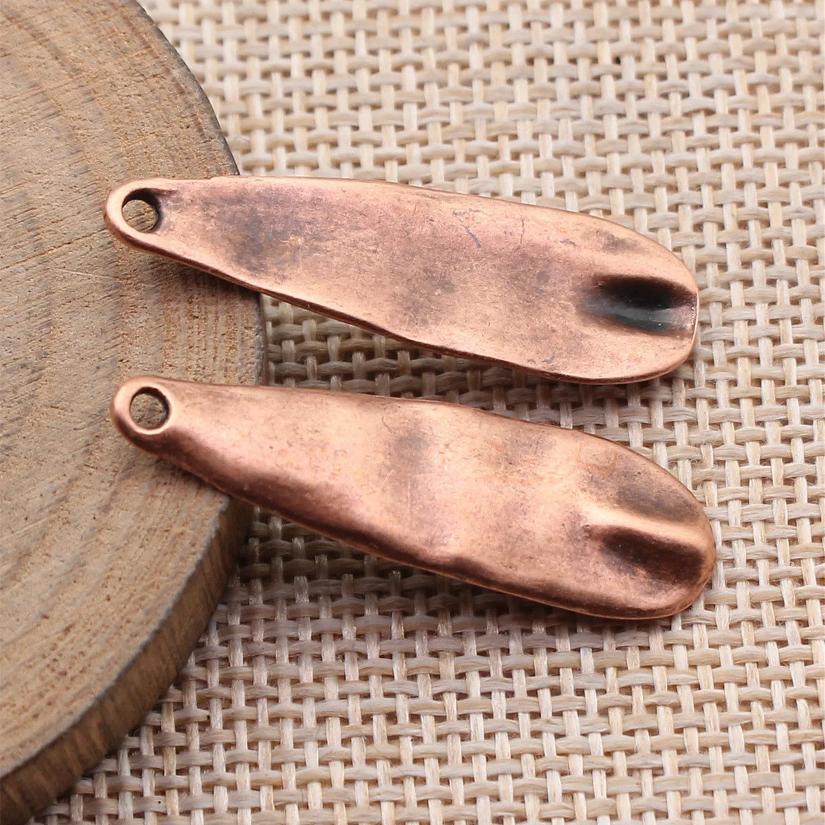 36x11mm 2.1g Multicolor Zinc Alloy Hammered Teardrop Charm Pendant for DIY Necklace Jewelry Making