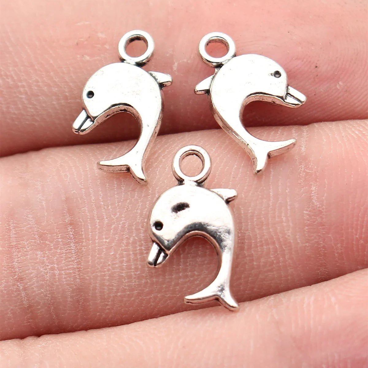15x9mm 0.82g Antique Silver Zinc Alloy Dolphin Charm Pendant for DIY Bracelet Necklace Jewelry Making