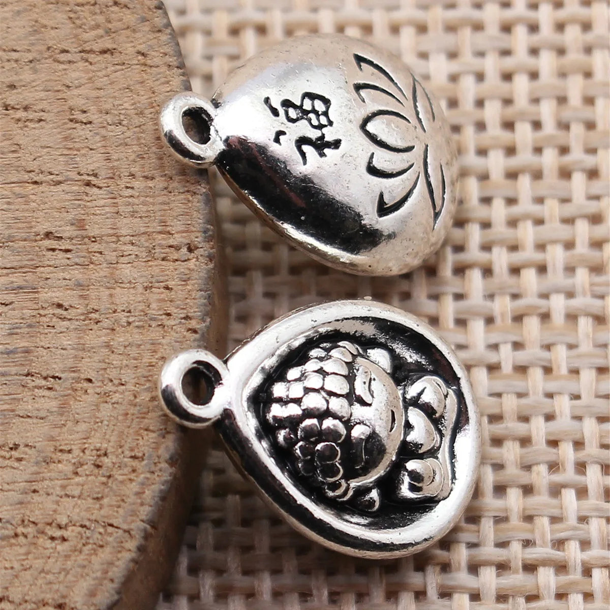 18x12mm 2.9g Antique Silver Zinc Alloy Buddha Lotus Fu Character Charm Pendant for DIY Jewelry Making